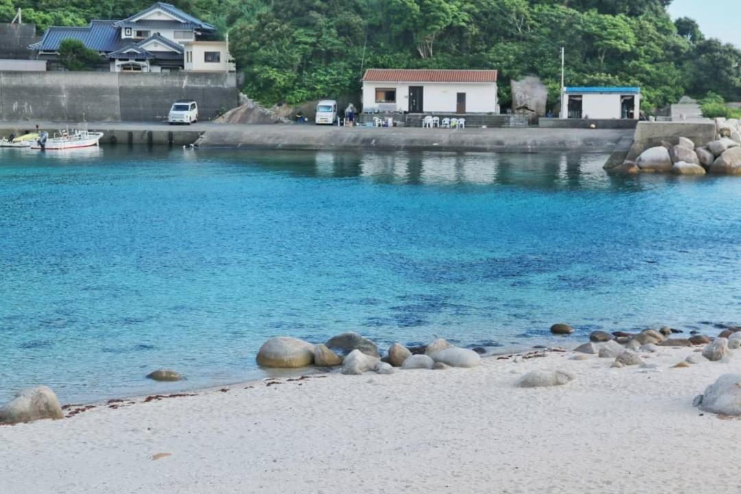 角島ゲストハウスsumikkoオーシャンビューの犬がいるゲストハウスで特別な交流体験個室とドミトリー Takibe 외부 사진